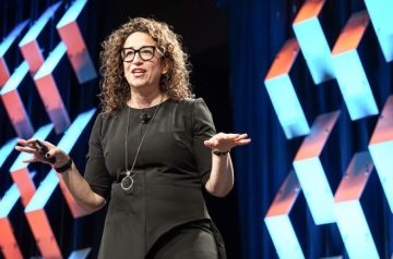SXSW: Amy Webb Launches 2024 Emerging Tech Trend Report
